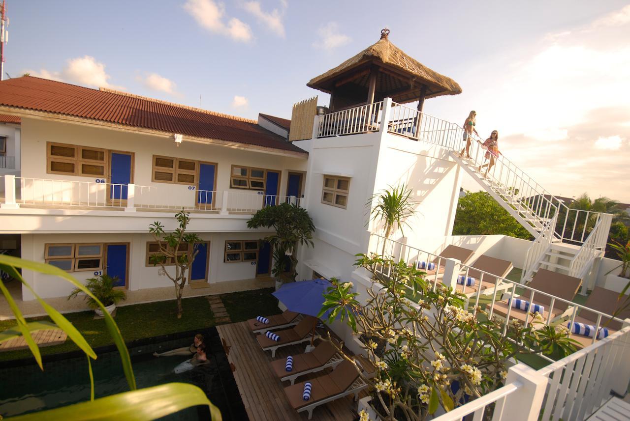 The Island Bali Hostel Seminyak  Luaran gambar